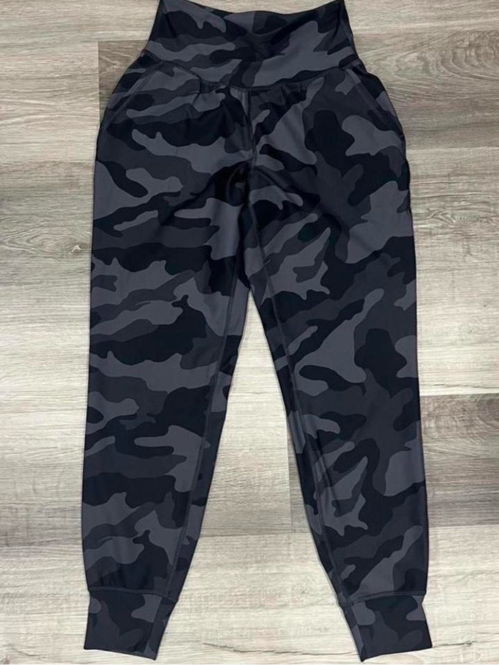 Old Navy Active Black Camo joggers